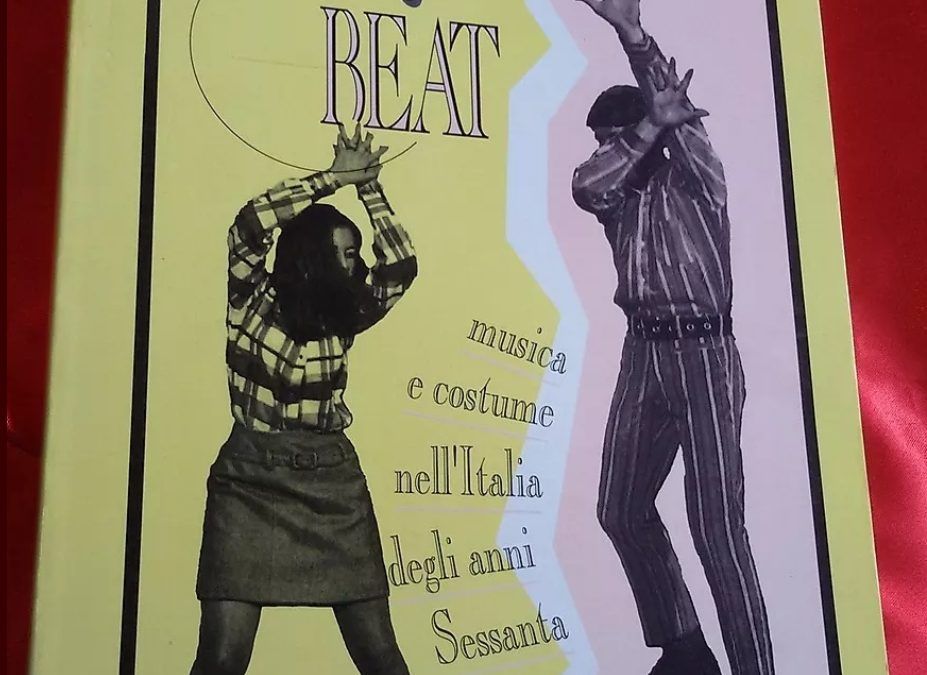 LIBRO -” MONDO BEAT ” musica e costume nell italia anni 60 – RARISSIMO !!! 80€