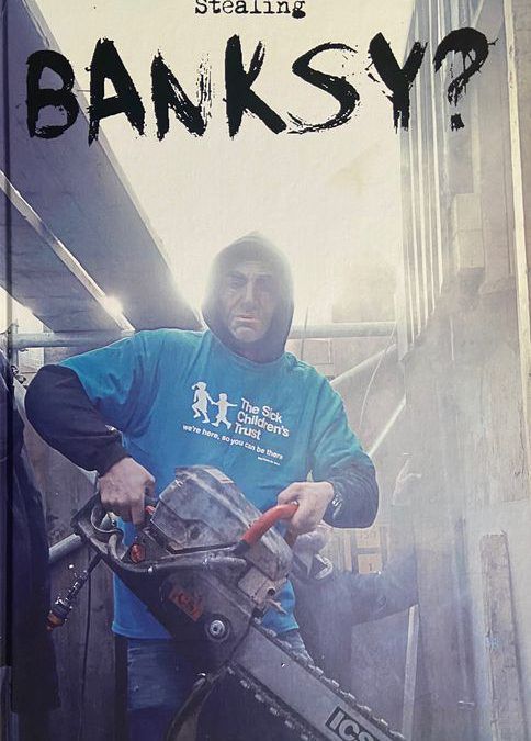 In asta su Catawiki il catalogo proibito dell’asta delle opere “rubate” a Banksy…
