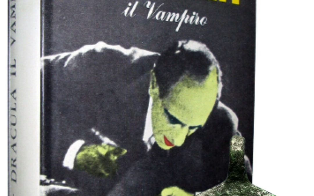 “Dracula il Vampiro” di Bram Stoker (Longanesi, 1959): la rara quarta edizione italiana [e un ciondolo medievale dei tempi di Dracula]