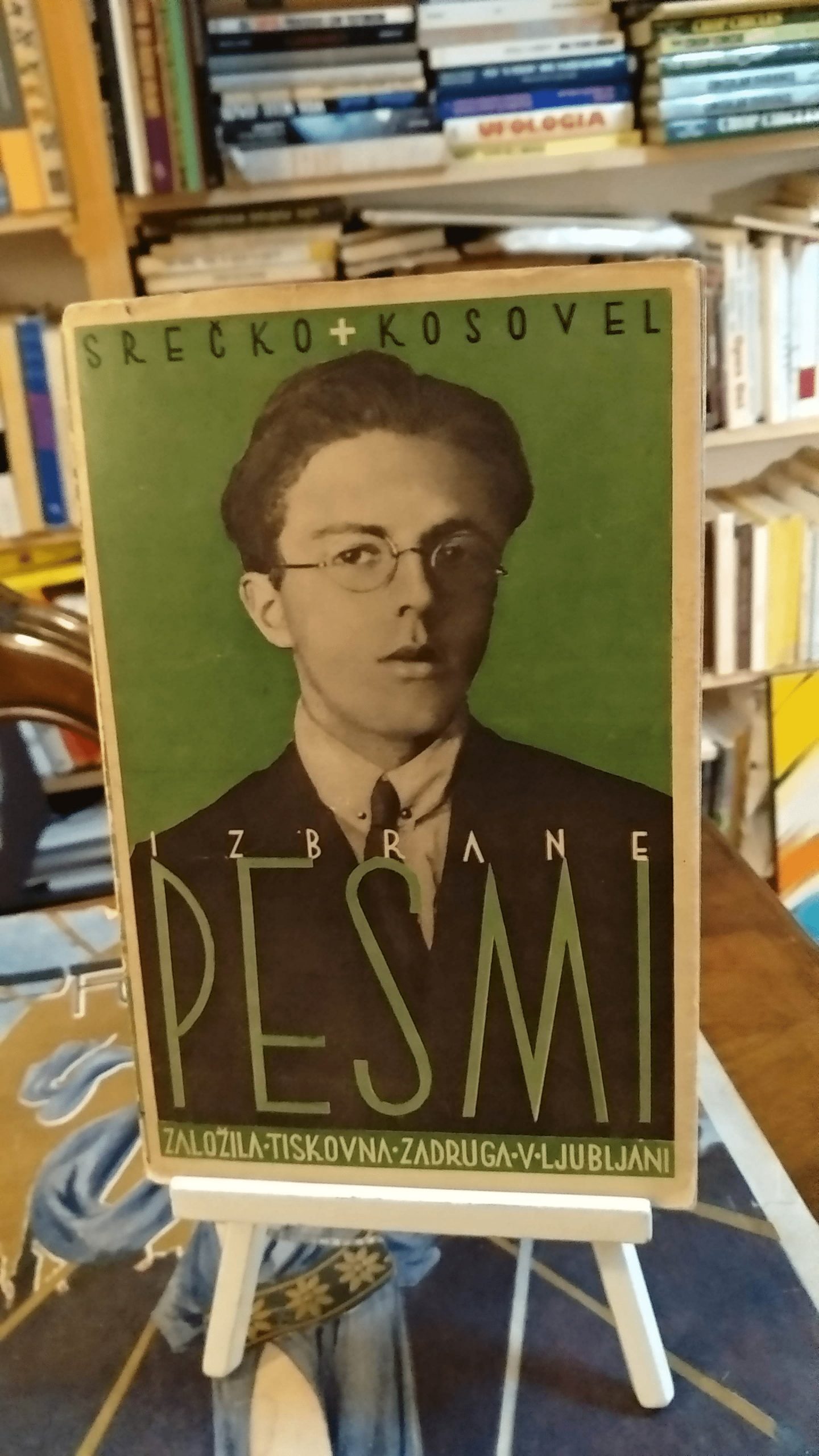 “Izbrane Pesmi” [Canzoni scelte] di Srečko Kosovel (Ljubljana 1931) 400 €